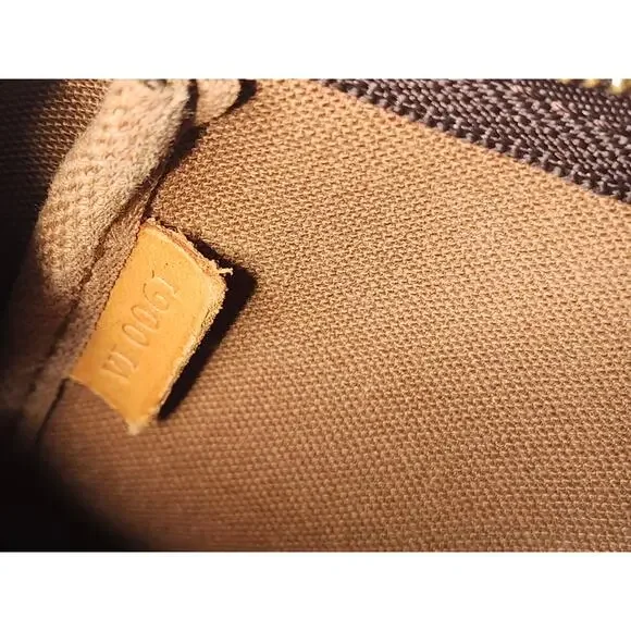 SOLD Louis Vuitton Monogram Pochette Accessoires Shoulder Bag VI0061 Y2K LV - Picture 11 of 14